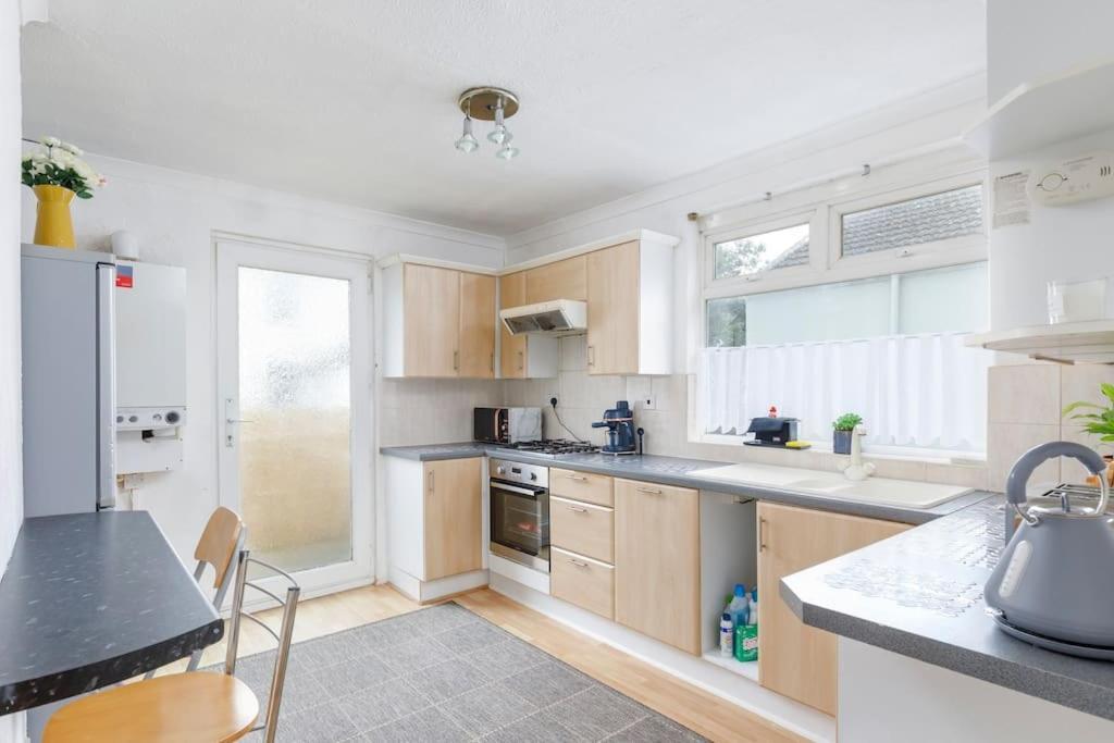 Charming 2 Bedroom Flat In Central Hove With Free Parking Экстерьер фото
